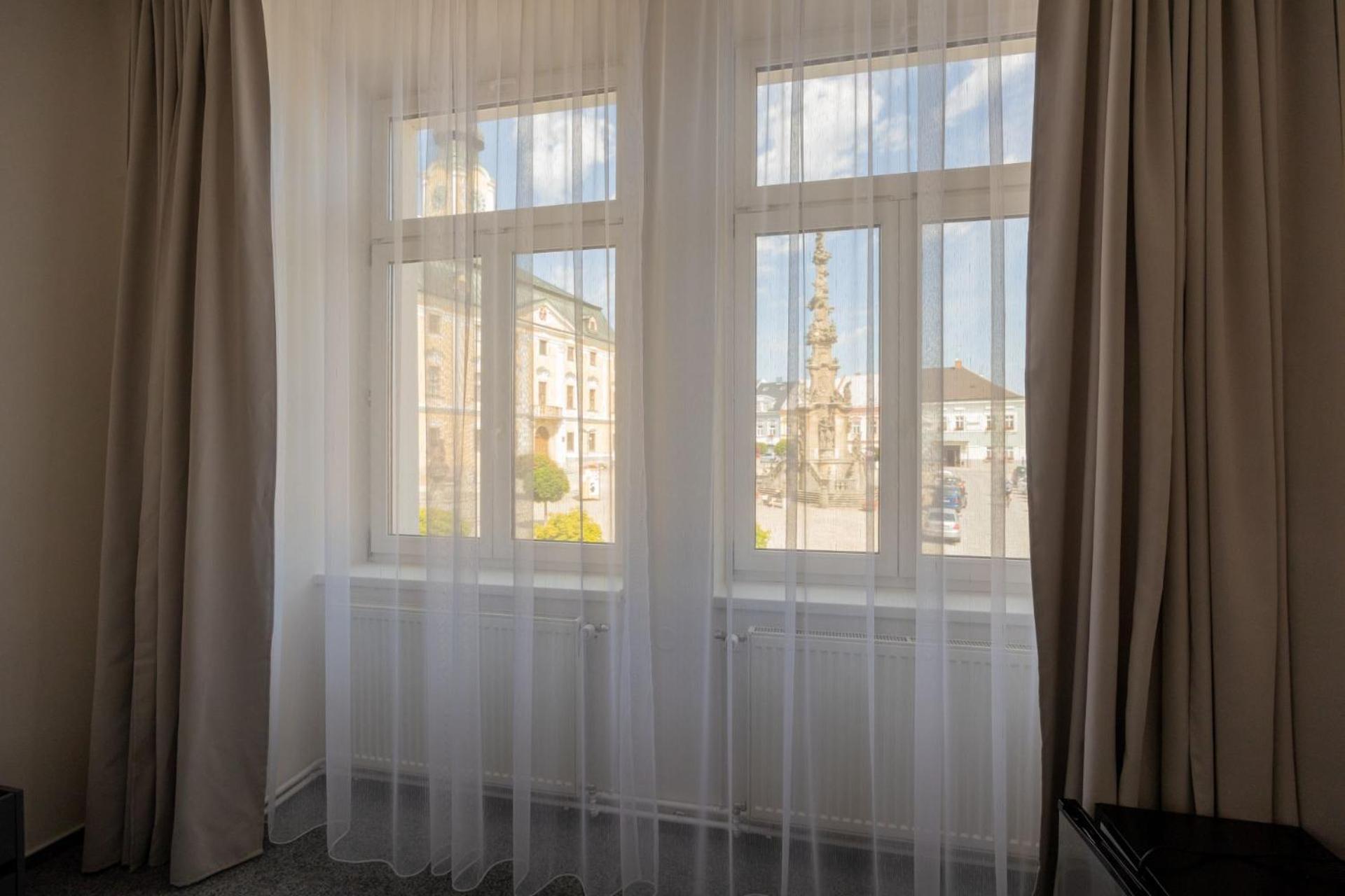 Hotel Tht Polička Eksteriør billede